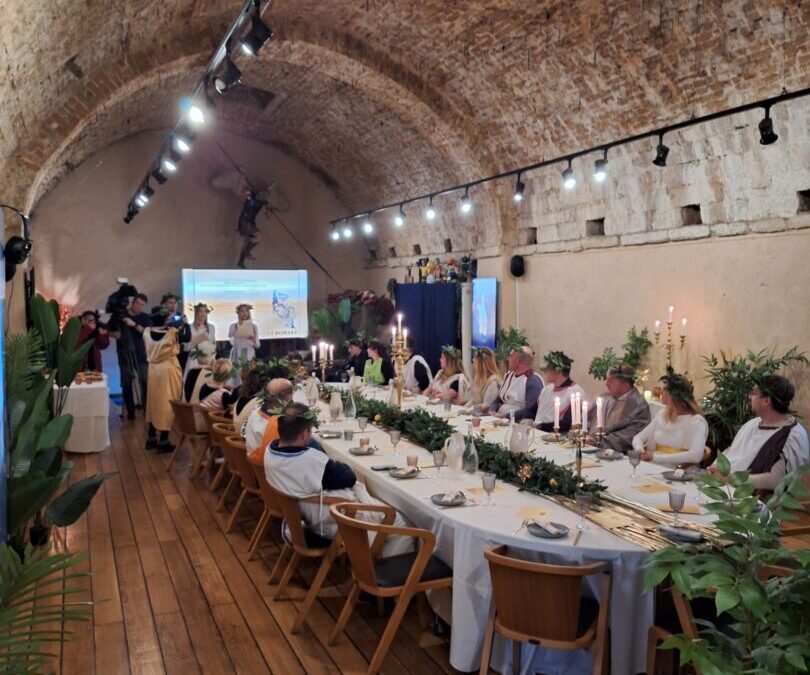 Turističko – ugostiteljska škola organizirala i održala “Rimsku večeru”